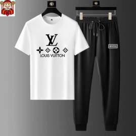 Picture of LV Shirt Pant Suits _SKULVM-5XLkdtr17523665